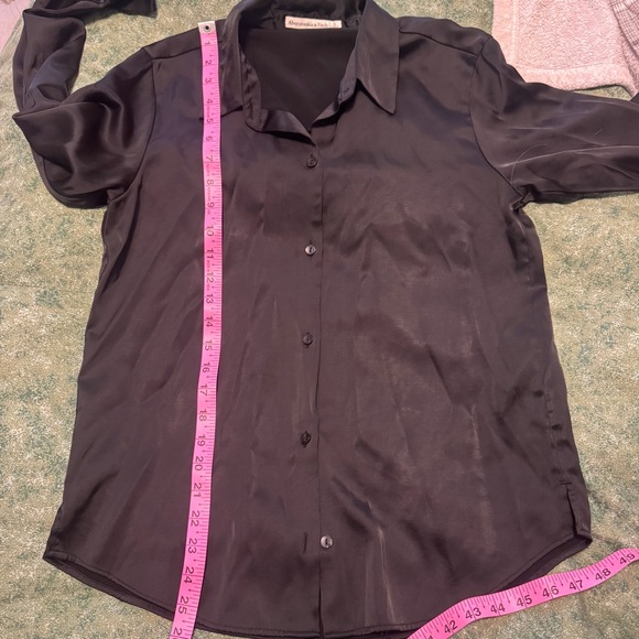 Abercrombie & Fitch Black Satin Blouse - Women’s Small - Picture 7 of 9